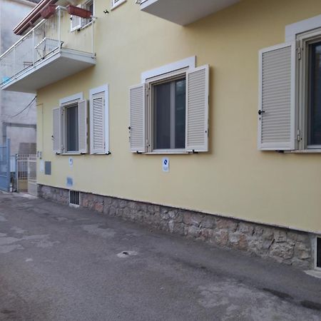 B&B A Casa Di Antonella Scauri  Bagian luar foto