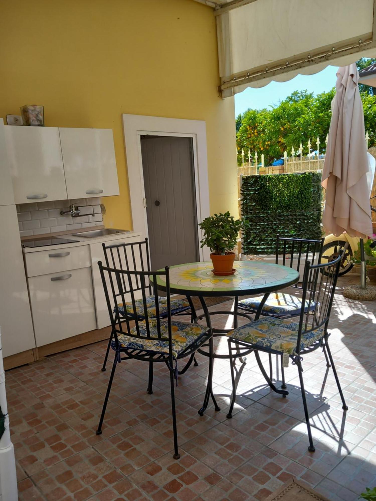B&B A Casa Di Antonella Scauri  Bagian luar foto