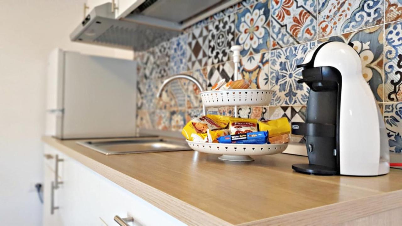 B&B A Casa Di Antonella Scauri  Bagian luar foto